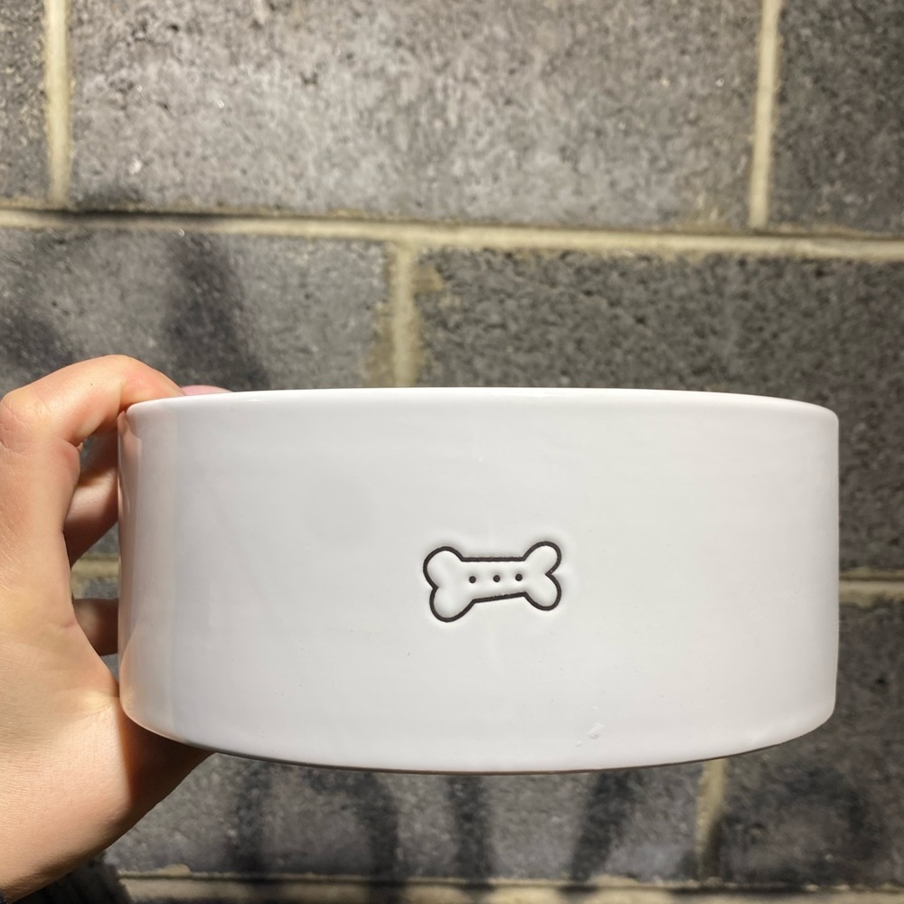 “Good Dog” Dog Bowl - Picture 2 of 2